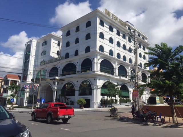 Hai Yen Luxury Hotel Cam Pha Exterior photo