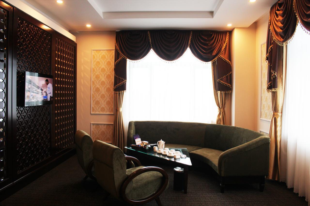 Hai Yen Luxury Hotel Cam Pha Exterior photo